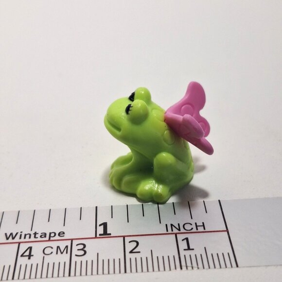 Barbie Fairytopia Frog Enchanted Meadows Figure  Pink Butterfly Wings - Picture 10 of 11